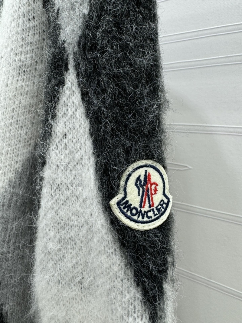 Moncler Sweaters